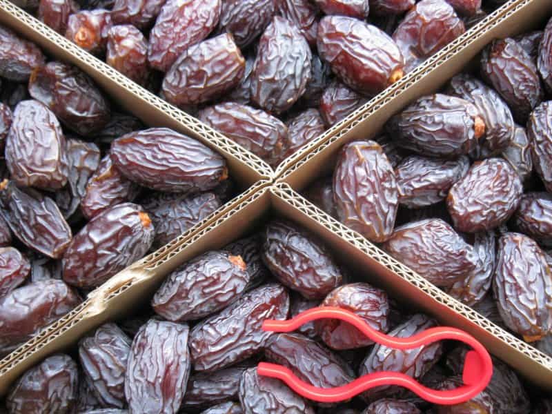 تصویر 2 از قیمت خرما پیارم زاهدی + خرید باور نکردنی